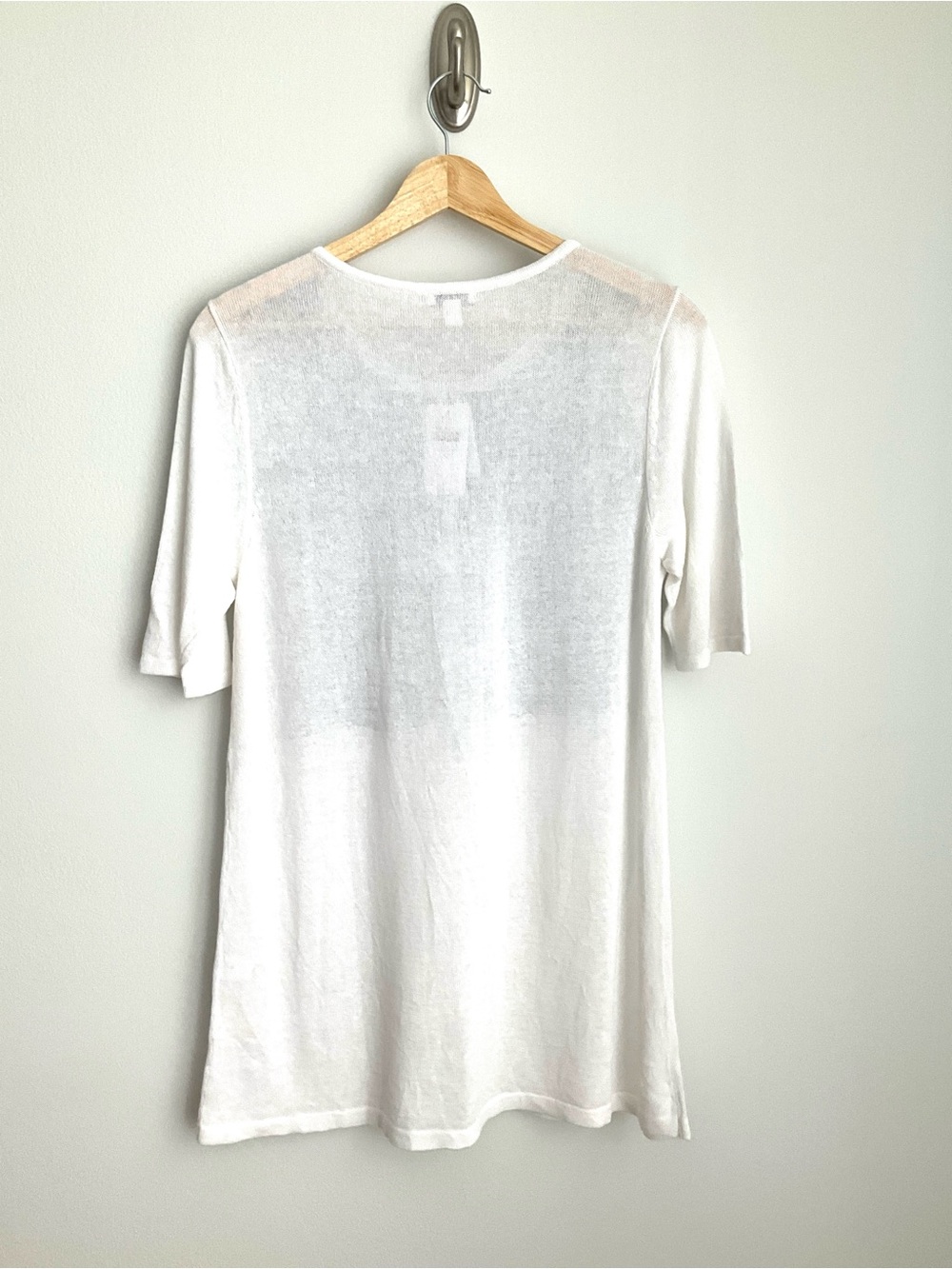 NEW J. Jill Small White Linen blend Tunic with Navy Geometric Front - Picture 3 of 8